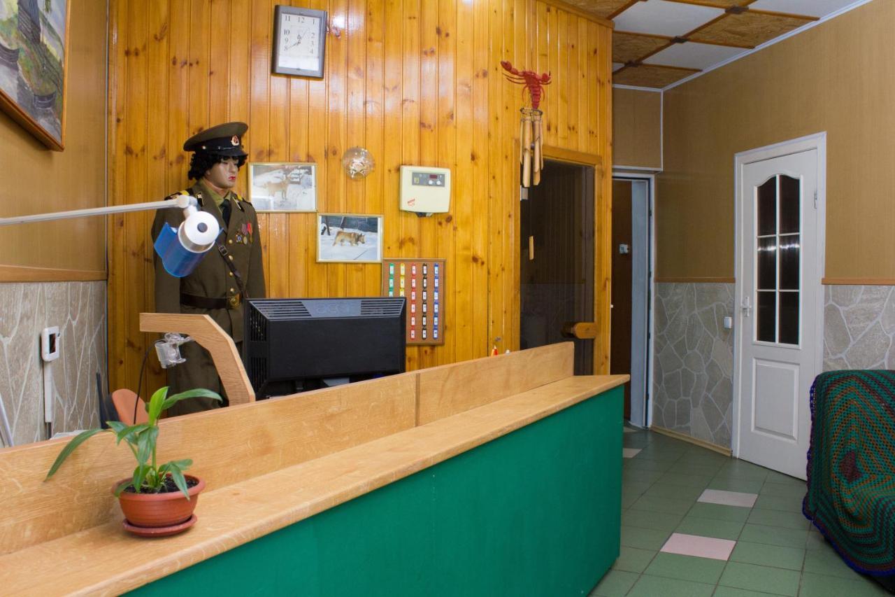 Клуб B55 Hostel Dnipro Exterior photo